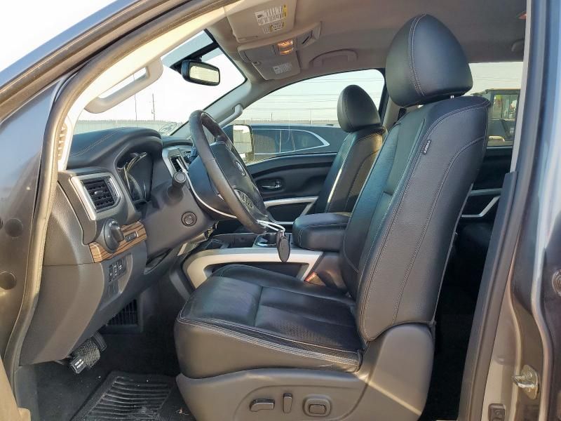 2018 Nissan Titan SV