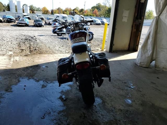 1998 Suzuki VZ800