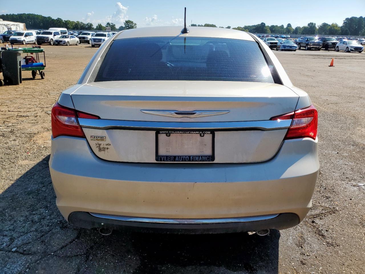 2014 Chrysler 200 Touring