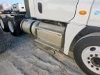 2014 Freightliner Cascadia Semi Truck