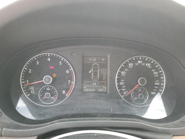 2014 Volkswagen Passat SE
