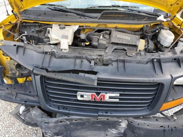 2017 GMC Savana Cutaway G3500