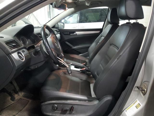 2013 Volkswagen Passat SE
