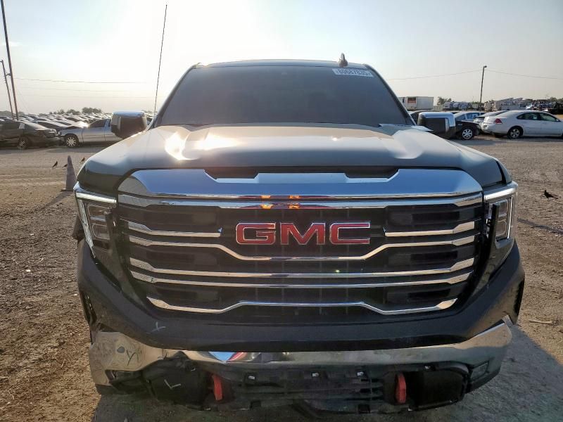 2025 GMC Sierra K1500 SLT