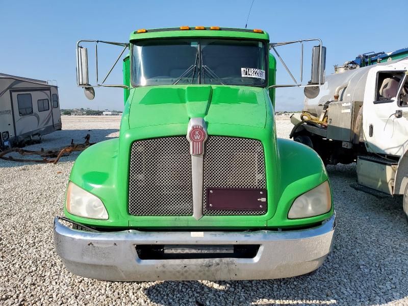 2009 Kenworth Construction T270