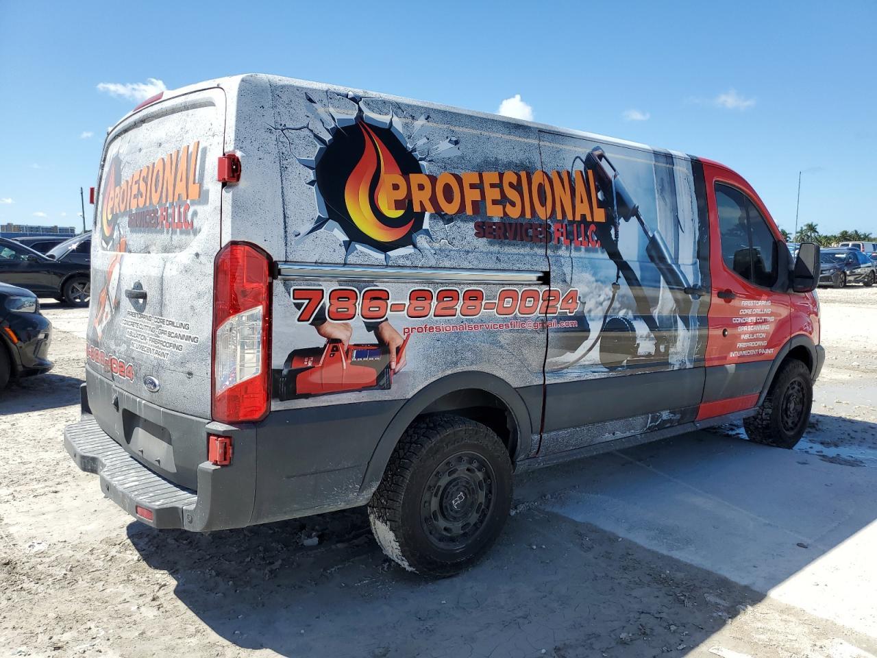 2018 Ford Transit T-250