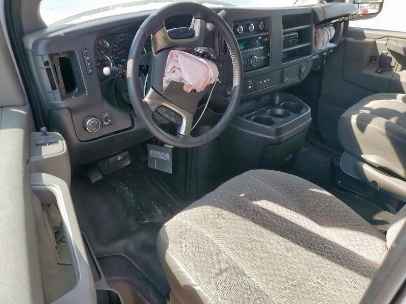 2020 Chevrolet Express G2500