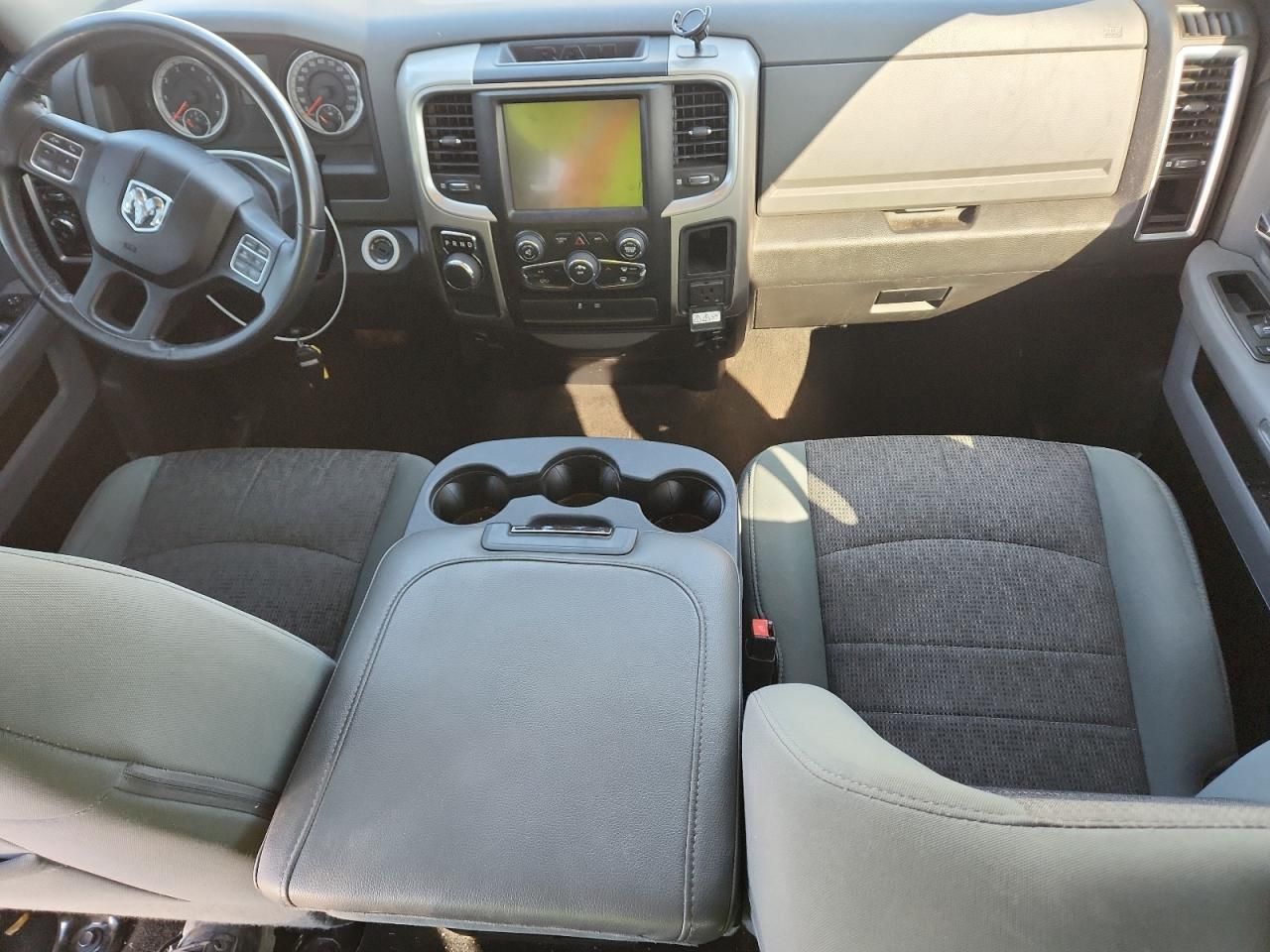 2015 Dodge Ram 1500 slt