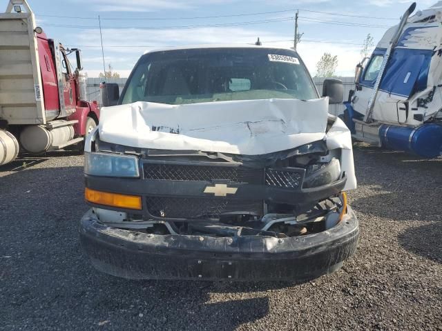 2020 Chevrolet Express G2500