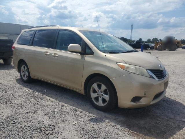 2011 Toyota Sienna le