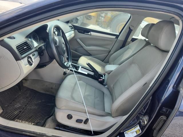 2012 Volkswagen Passat SE