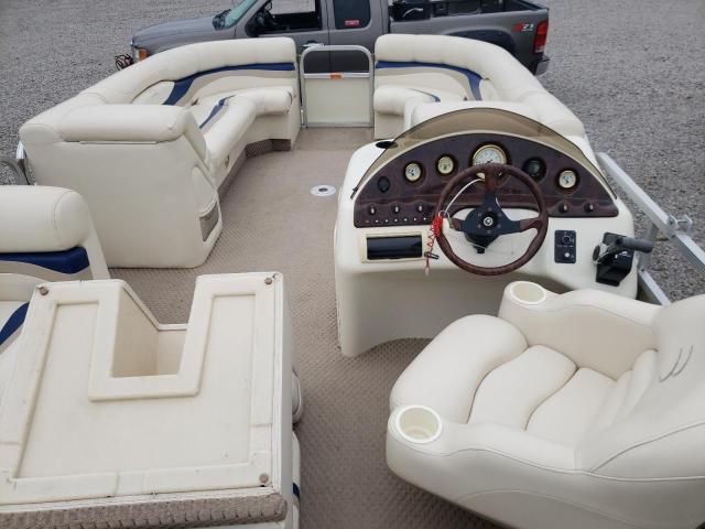 2003 Bennington Marine Pontoon