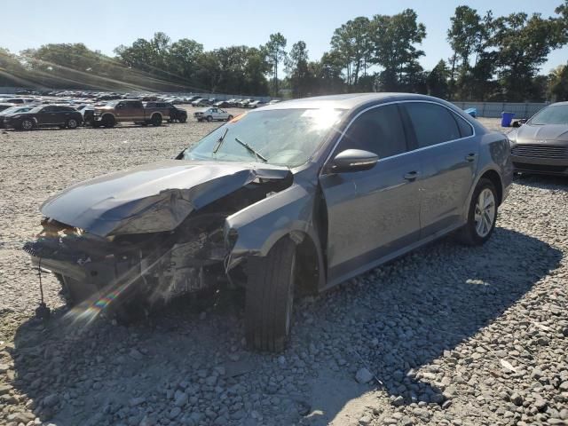 2018 Volkswagen Passat SE