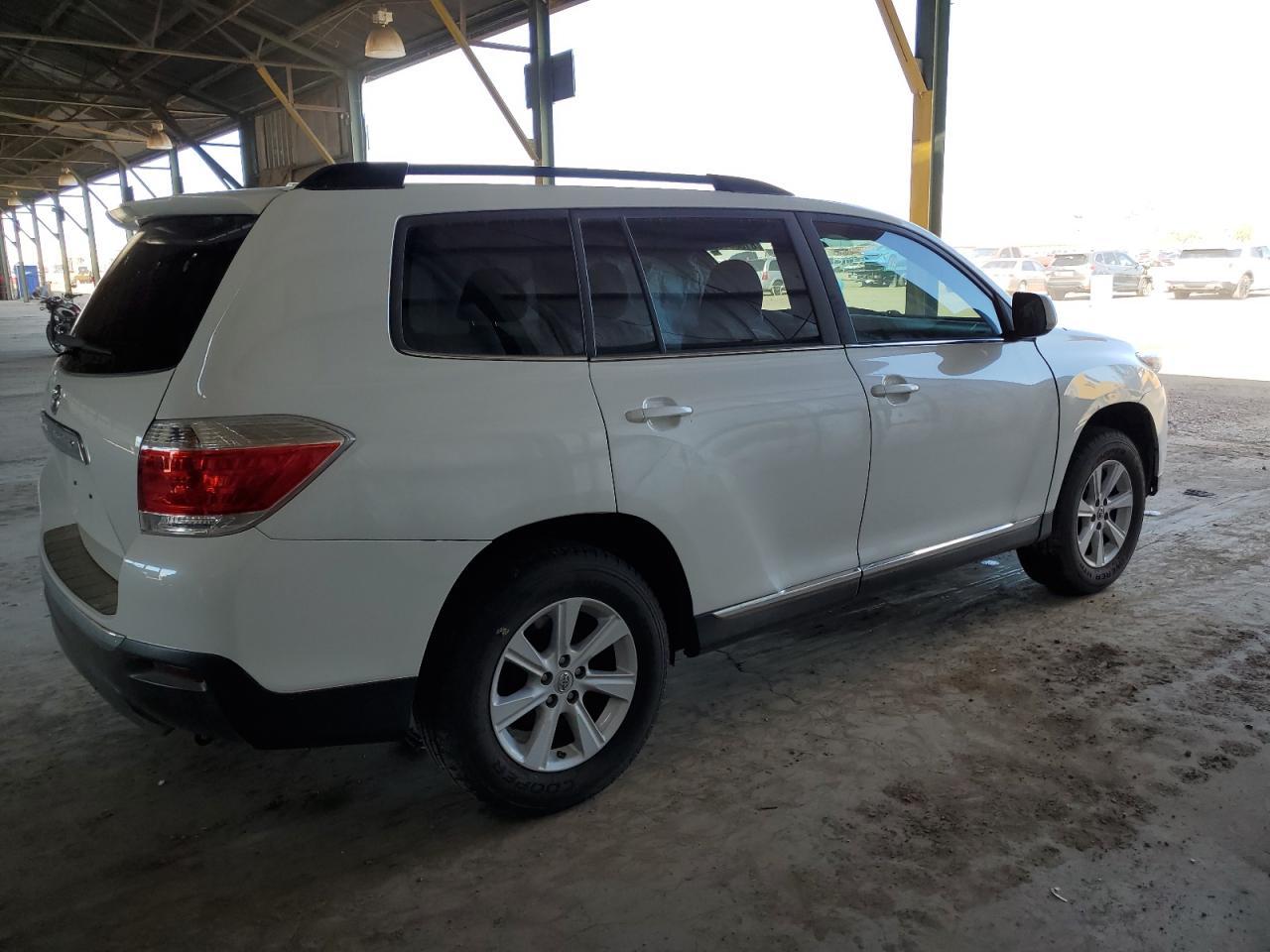 2012 Toyota Highlander Base