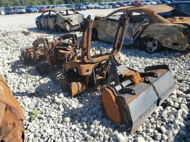 2022 Kioti CS 25-Mfwd Tractor
