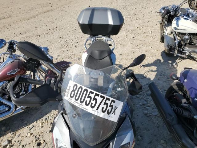 2016 BMW S 1000 XR