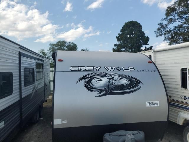 2020 Wildwood 2020 Foresriver Greywolf