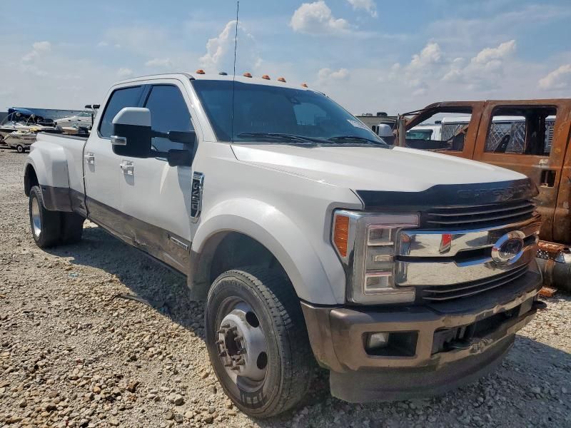 2017 Ford Super Duty F-450 W/D