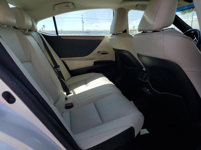 2025 Lexus ES 300H Base