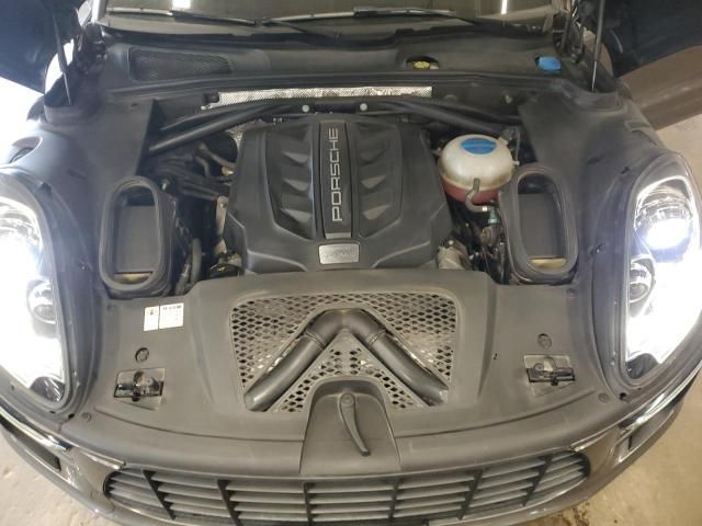 2015 Porsche Macan S