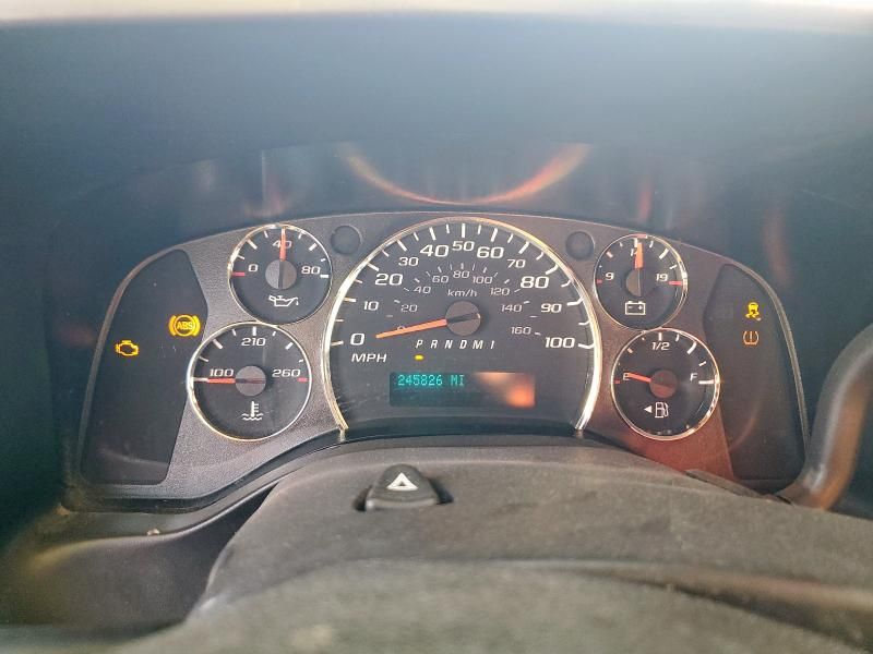 2013 Chev Express G2500