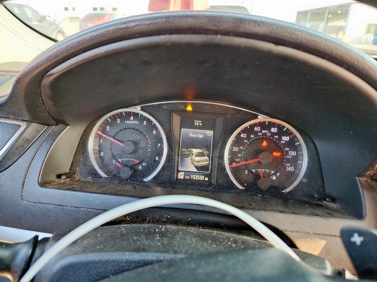 2016 Toyota Camry le