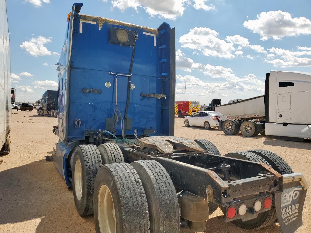 2018 Kenworth T680 Semi Truck