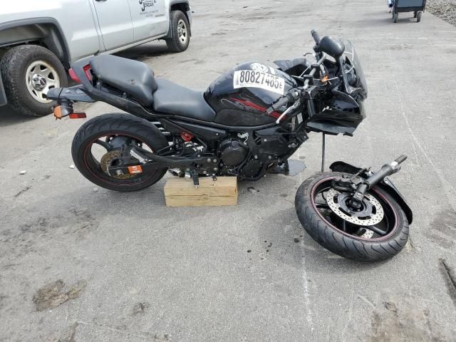 2012 Yamaha FZ6 R