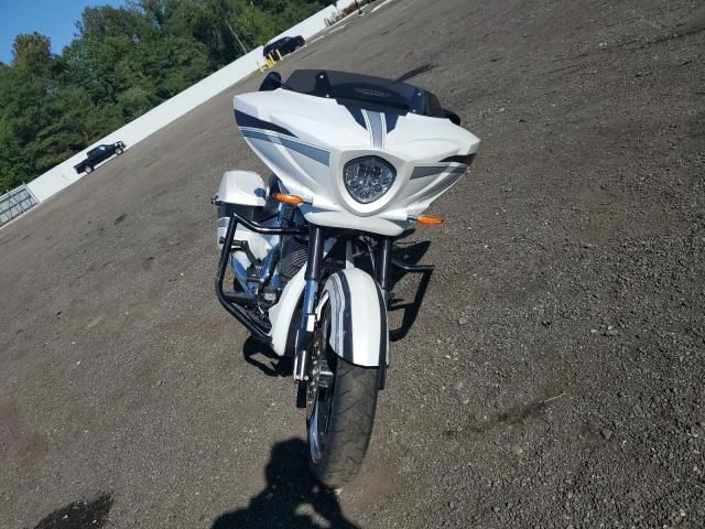2016 Victory Magnum