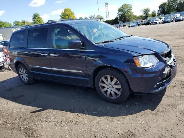 2016 Chrysler Town & Country Touring