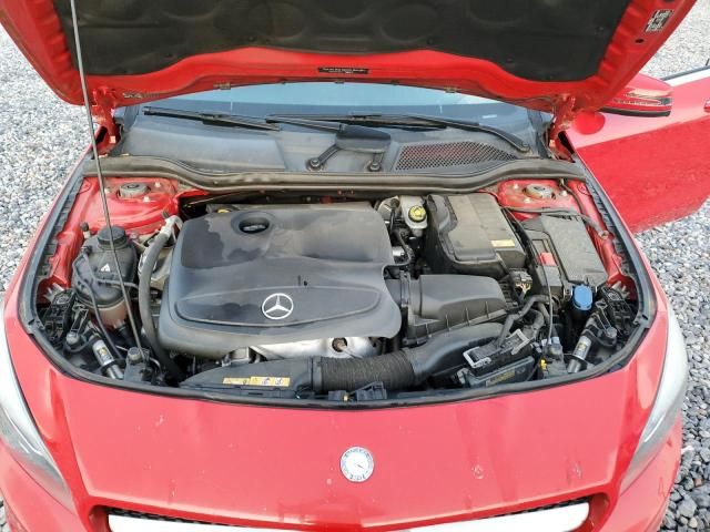 2015 Mercedes-Benz CLA 250