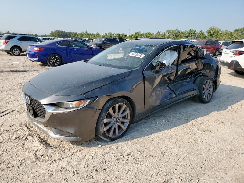 2019 Mazda 3 Preferred Plus