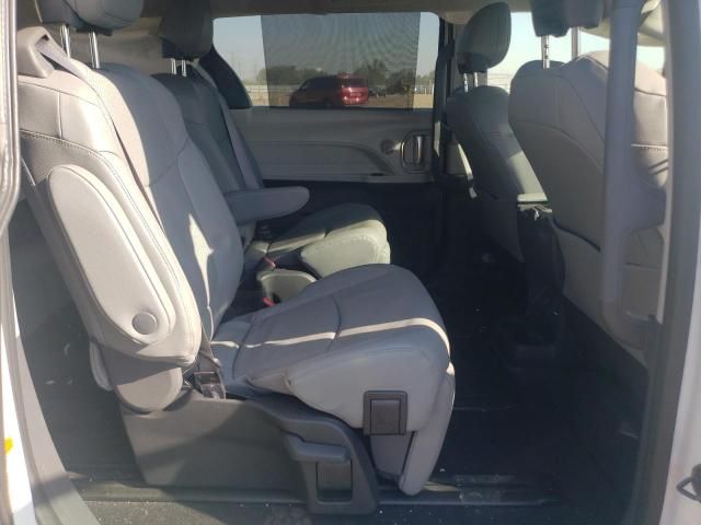 2024 Toyota Sienna Limited