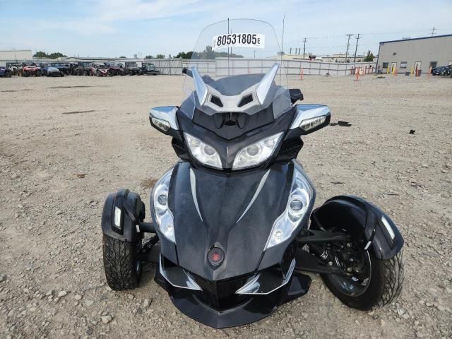 2013 Can-Am Spyder Roadster RT