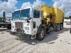 2018 Peterbilt 320 Refuse Truck