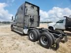 2012 Freightliner Cascadia Semi Truck