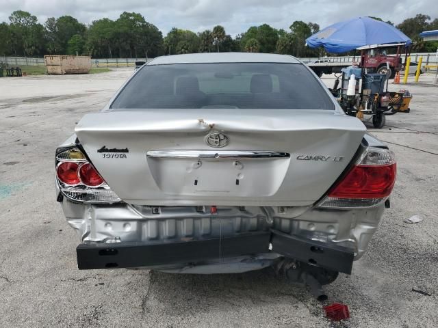 2005 Toyota Camry le