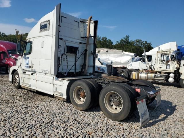 2015 Volvo VNL Semi Truck