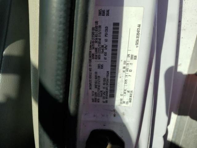 2015 Ford Econoline E350 Super Duty Cutaway Van
