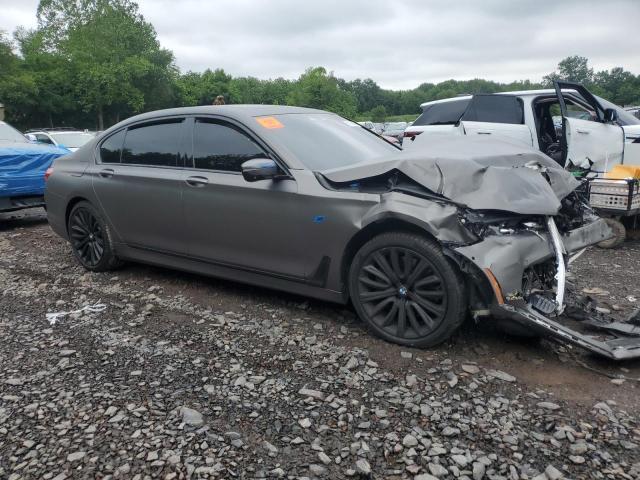 2016 BMW 750 xi