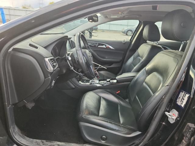 2017 Infiniti QX30 Base