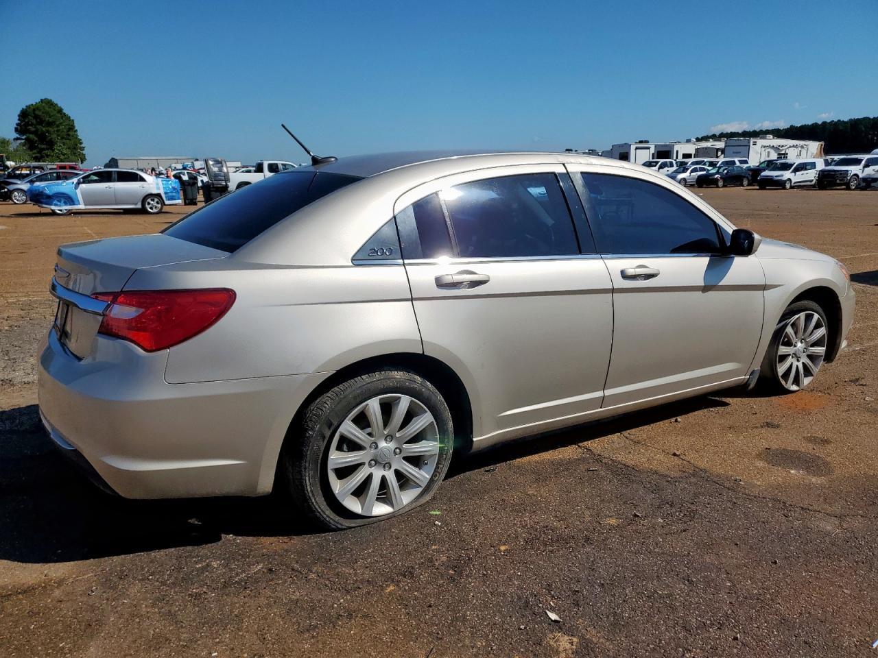 2014 Chrysler 200 Touring
