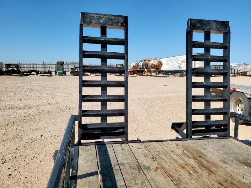2024 Load Trail Equipment Trailer