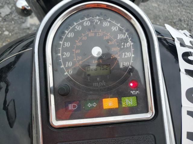 2000 Suzuki VL1500