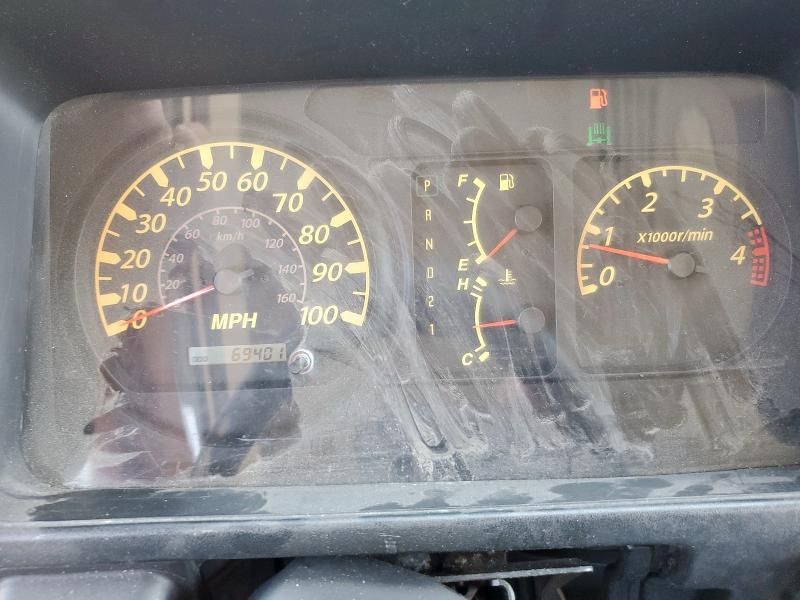 2006 Isuzu NPR