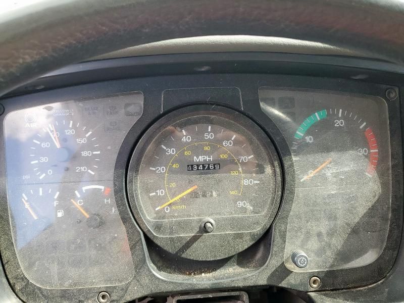 2010 Nissan Diesel UD1800