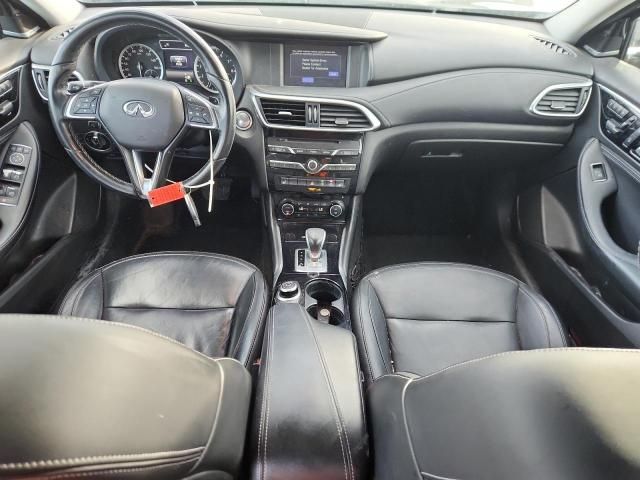2017 Infiniti QX30 Base