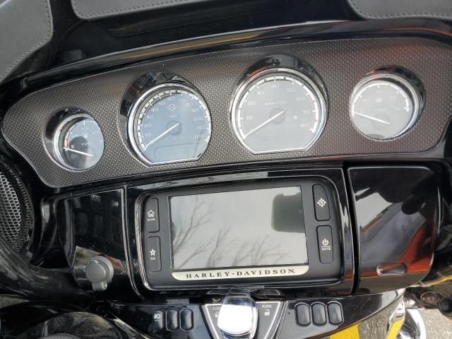 2016 Harley-Davidson Flhxse CVO Street Glide