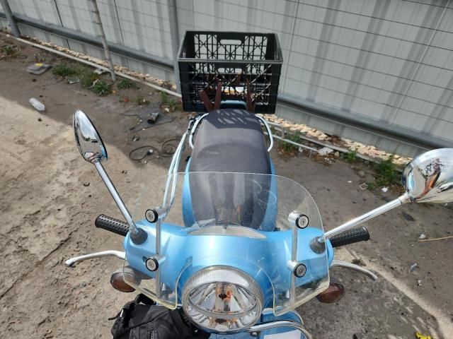 2006 Vespa LX 50