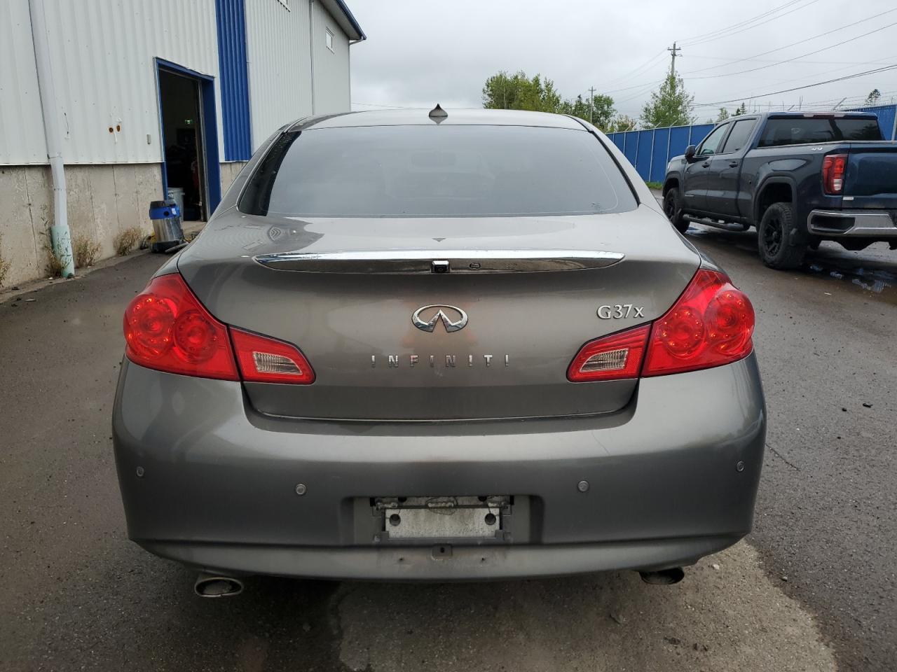 2010 Infinity G37